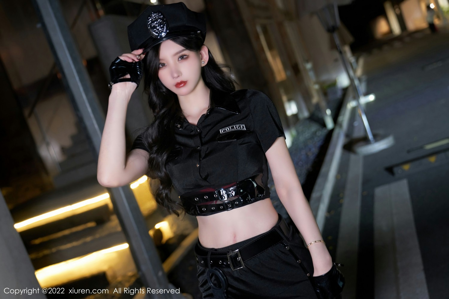 [XiuRen秀人网] 2022.03.18 No.4741 周于希Sally 性感女警官